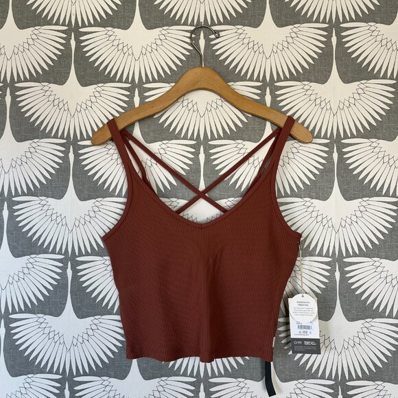VUORI WOMEN'S RIB CROP TANK ROSEWOOD - Picture 7 of 9